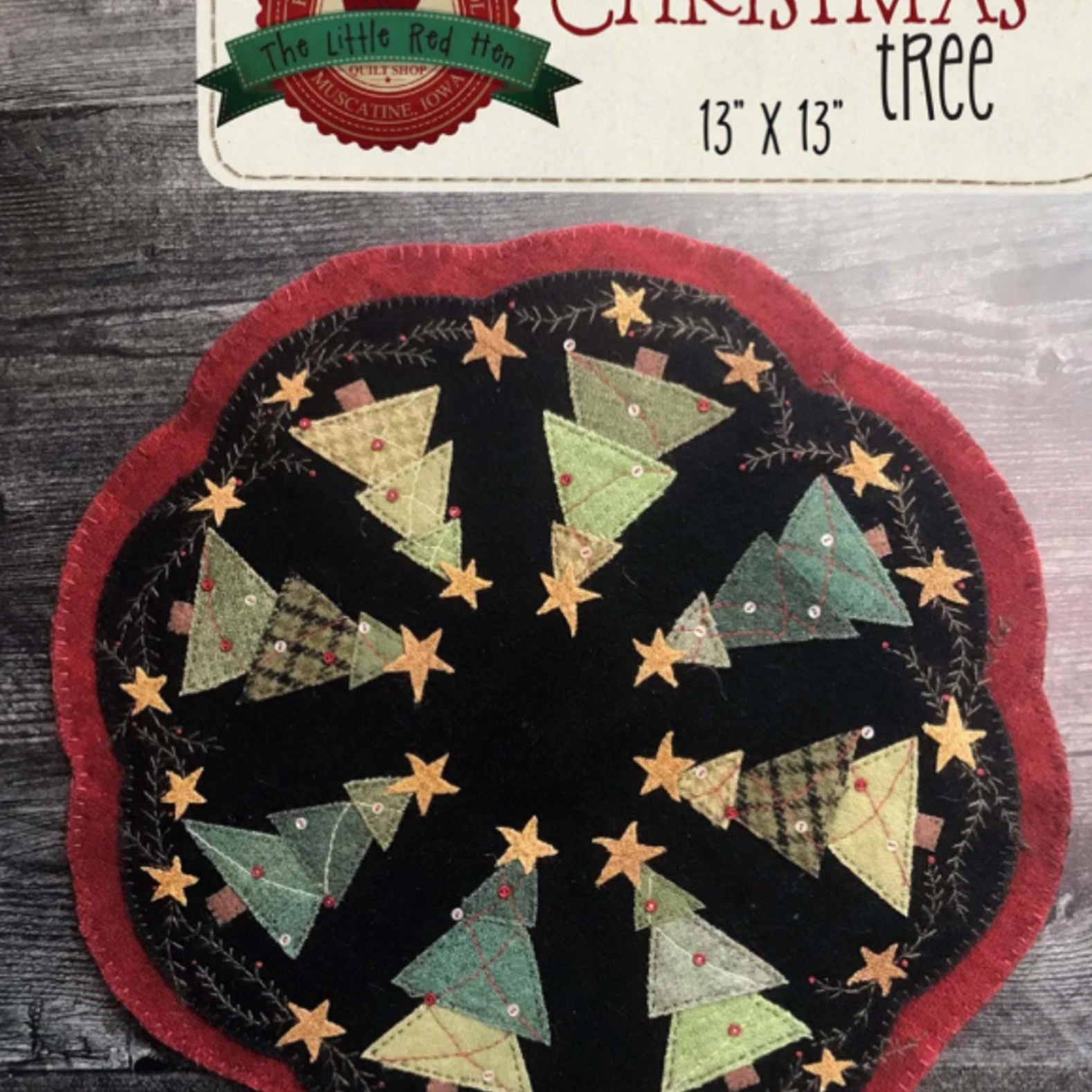 Oh Christmas Tree Wool Mat Pattern by Emily McGlothien of Little Red Hen - 13" round