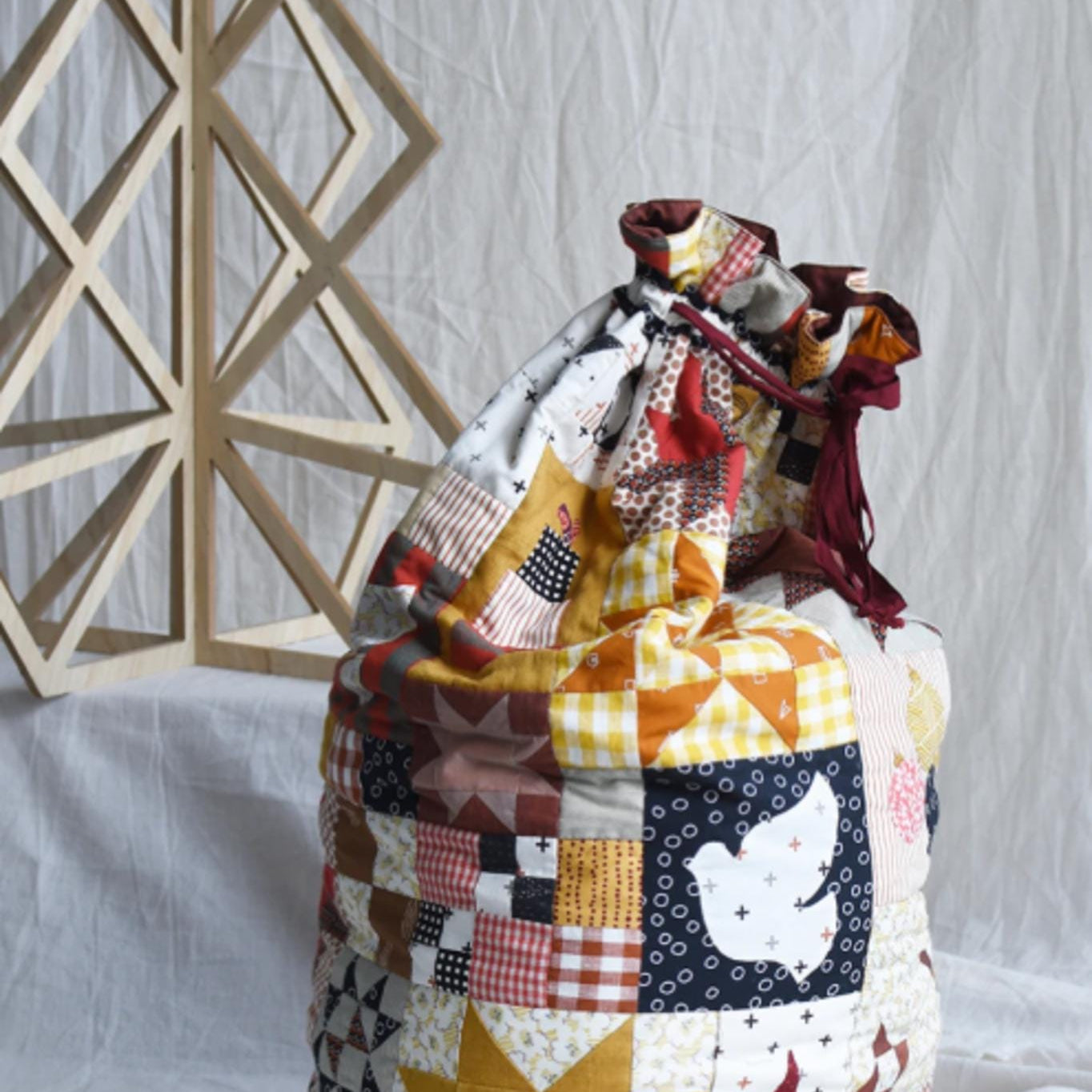 Santa Sack Pattern by Jen Kingwell