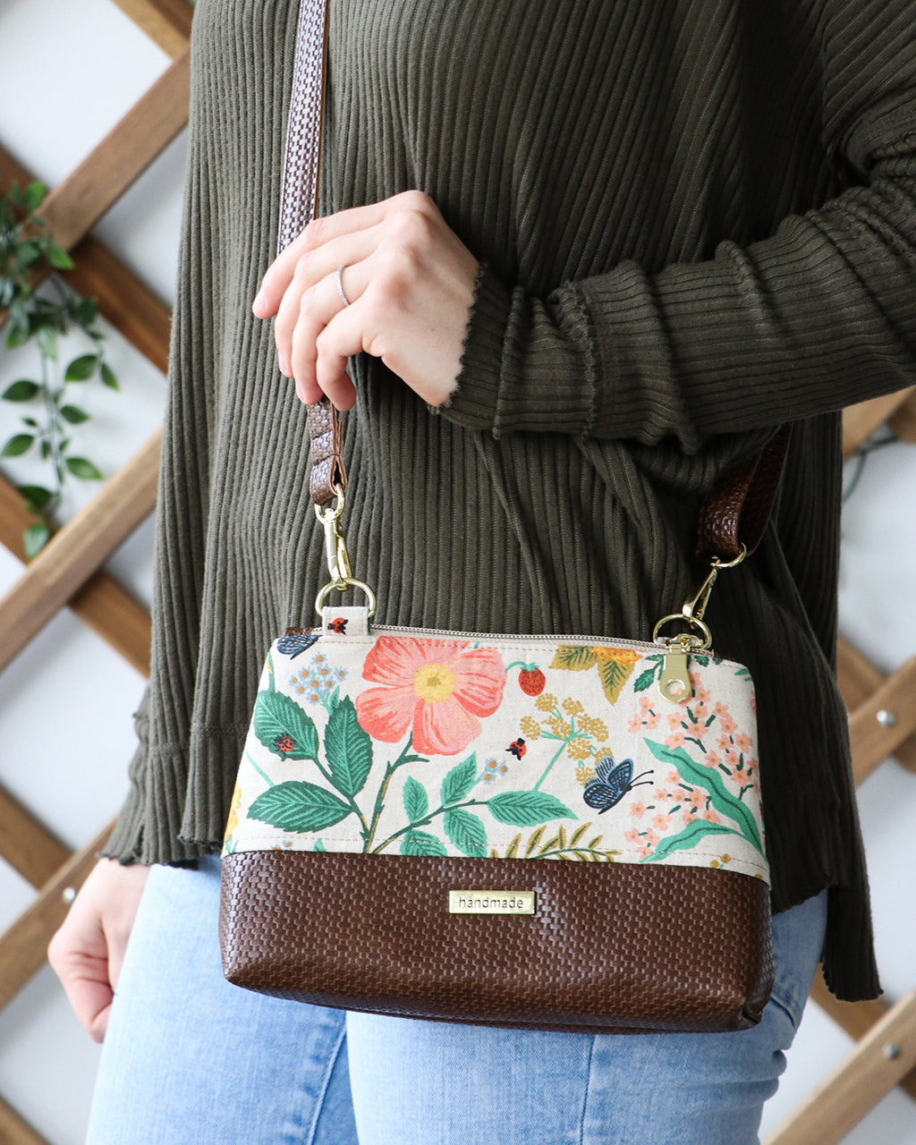 Mia Crossbody Bag Pattern | Beginner Friendly | Sallie Tomato | Jessica Sallie Kapitanski