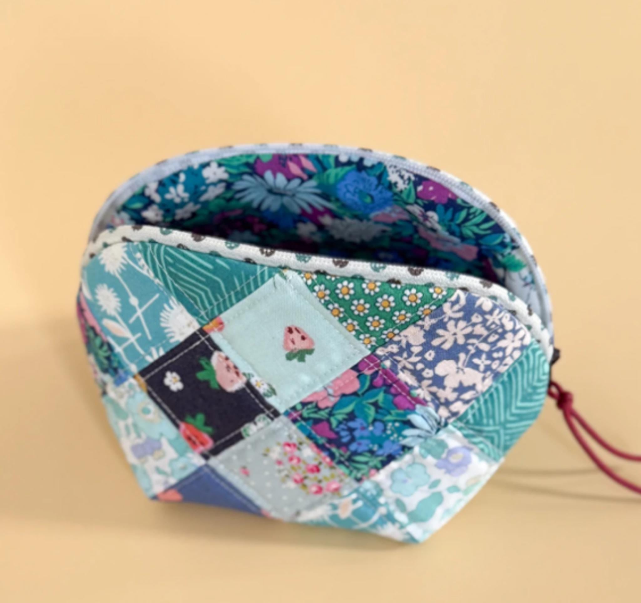 Criss Cross Pouch Set Pattern by Minki Kim - QuiltingJoyPDX