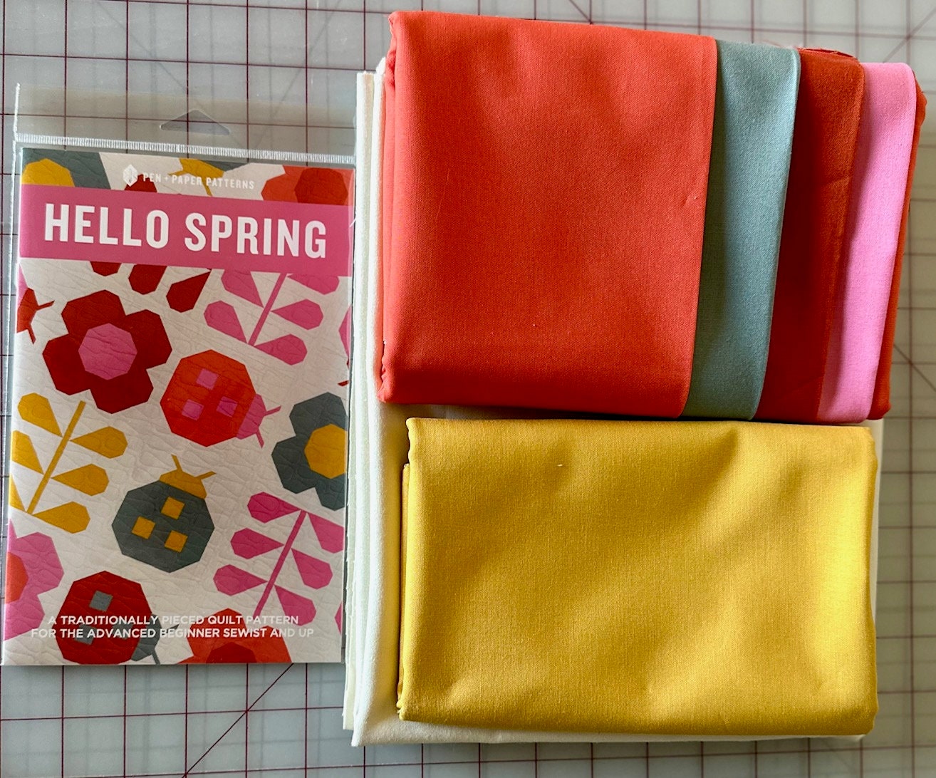 Hello Spring Quilt Kit: Kona Solids Fabric + Pattern (45.5" x 56")
