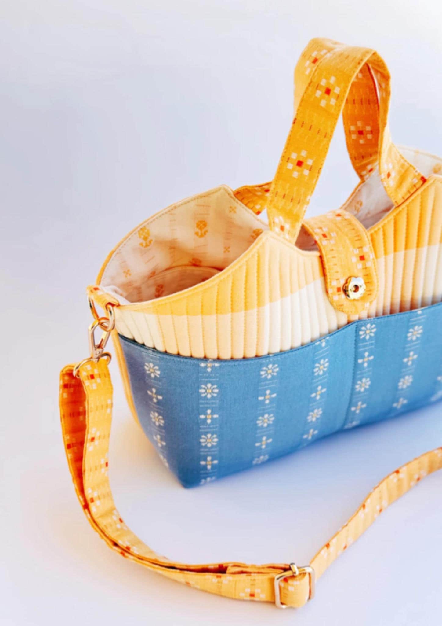 Hopscotch Handbag Kit from Zakka Workshop, designed by Karen Pratt