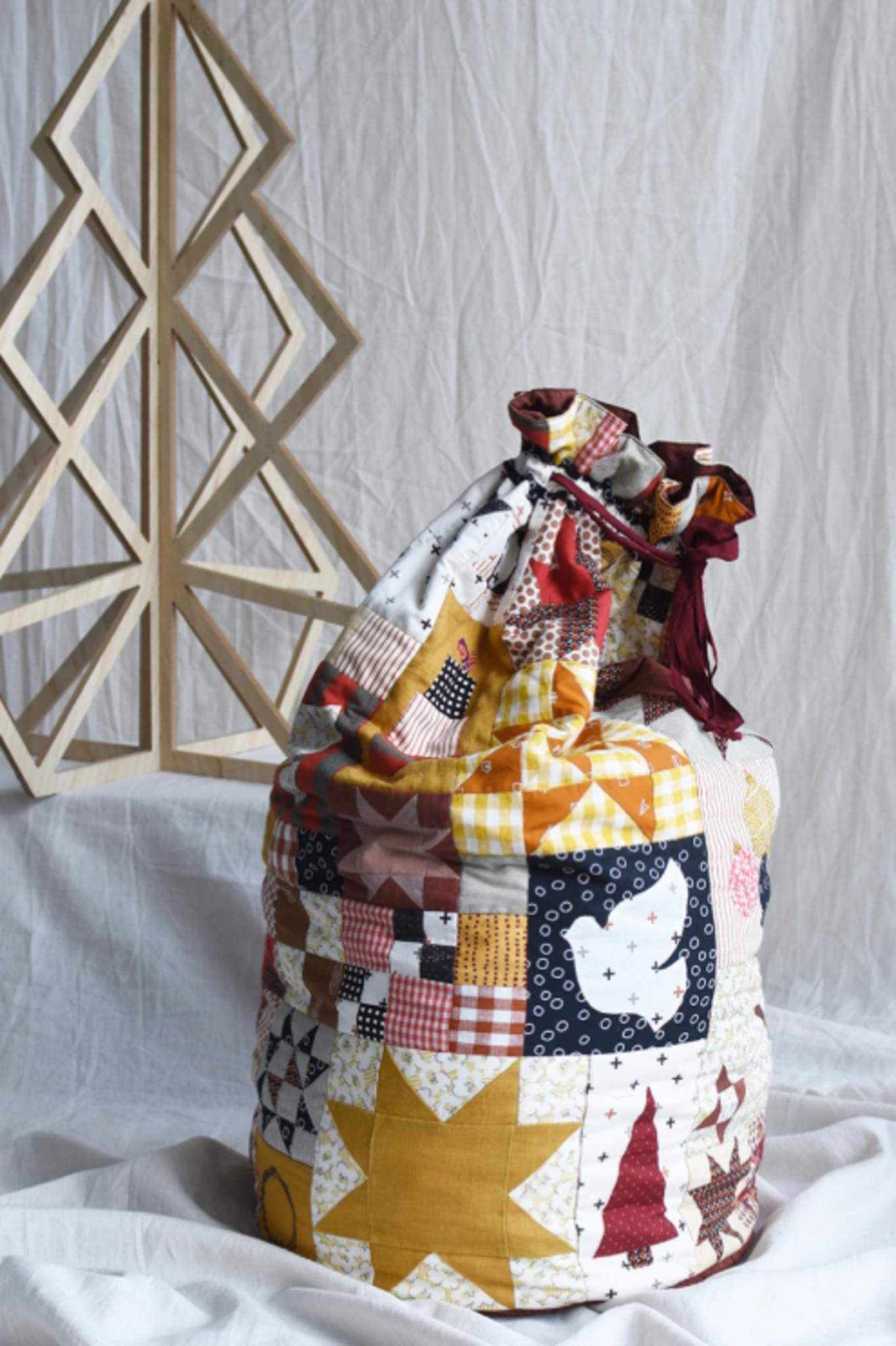 Santa Sack Pattern by Jen Kingwell