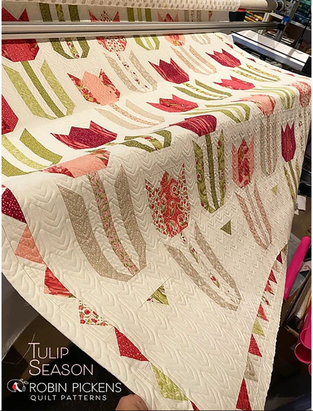 Tulip Season quilt pattern by Robin Pickens, Layer Cake and Fat Quarter Friendly - QuiltingJoyPDX